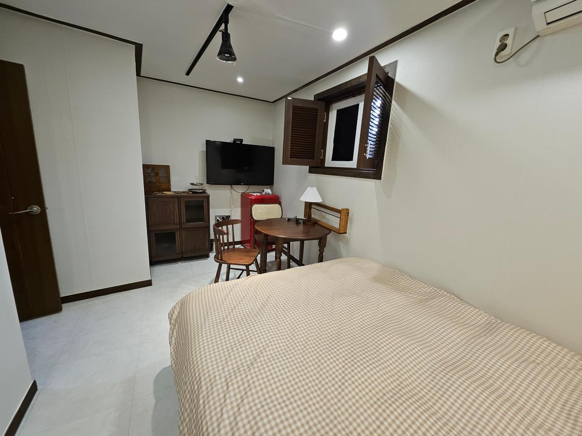 8 Hotel โซล ภายนอก รูปภาพ